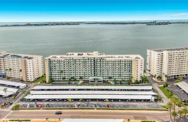 6020 SHORE BLVD 211, GULFPORT, FL, 33707, Gulfport, FL 33707