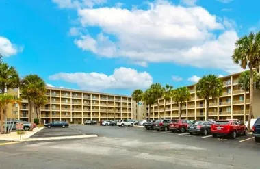 3753 LAKE BAYSHORE DR 305, BRADENTON, FL..., Bradenton, FL 34205