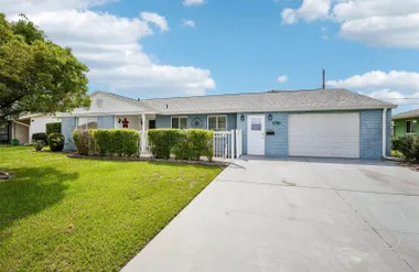 636 OAKMONT AVE, SUN CITY CENTER, FL, 33..., Sun City Center, FL 33573