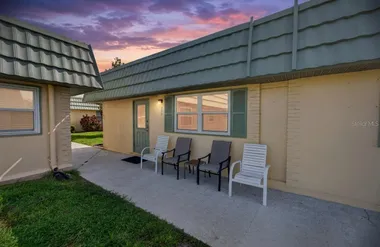 102 CAMBRIDGE TRL 220, SUN CITY CENTER, ..., Sun City Center, FL 33573