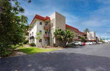 5840 30TH AVE 201, GULFPORT, FL, 33707, Gulfport, FL 33707