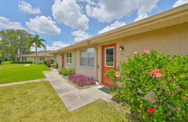 1904 CANTERBURY LN 18, SUN CITY CENTER, ..., Sun City Center, FL 33573