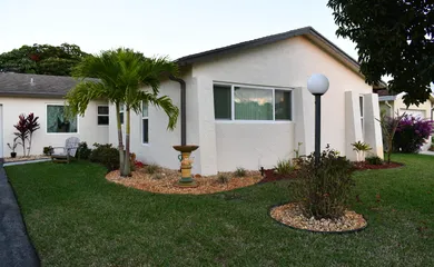 Lucrene Lakes - Lake Worth, FL