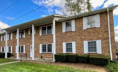Brookside Manor - Hendersonville, NC