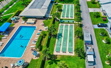 Leisure Lake Circle Condominiums - Boynton Beach, FL