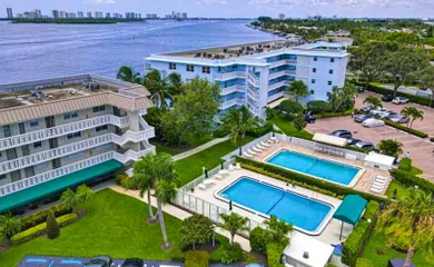 Landings East Condominiums - North Palm Beach, FL