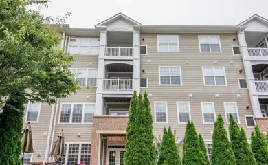 HiddenBrooke - West Springfield, VA