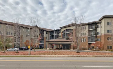 Creekside in Edina - Edina MN