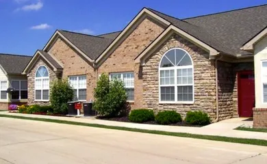 Villas at Maple Creek - Canton, MI