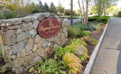 Regency Meadows - Trumbull, CT