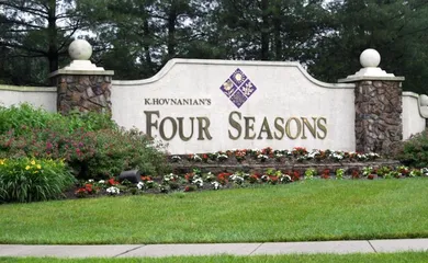 Four Seasons at Mapleton - Columbus, NJ