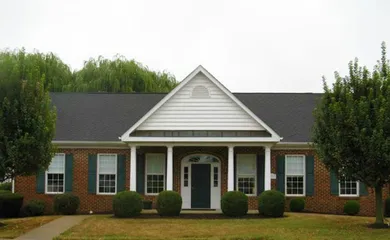 Willow Lawn Cottages - Winchester, VA
