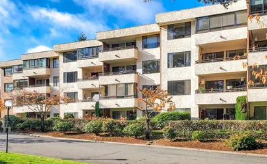 Glen Acres Condominiums - Seattle WA