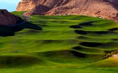 18-Hole Falcon Ridge Golf Course