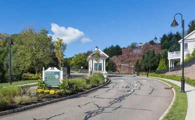 Four Seasons at Great Notch Spa and Club - Woodland Park, NJ