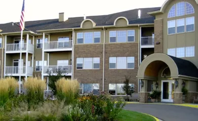 SummerCrest - Minneapolis, MN