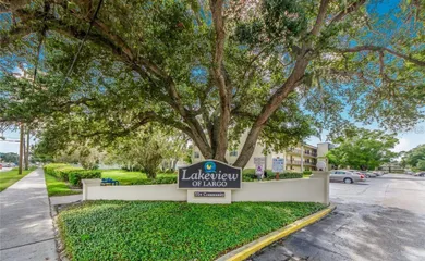 Lakeview of Largo