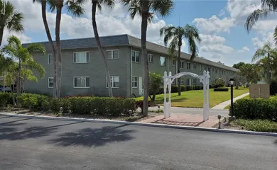 Paradise Shores