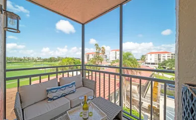 Casa Del Mar Condominiums