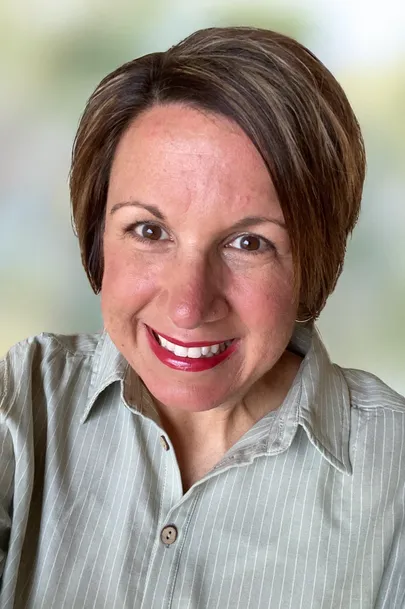 Photo of Rachael Lawrence