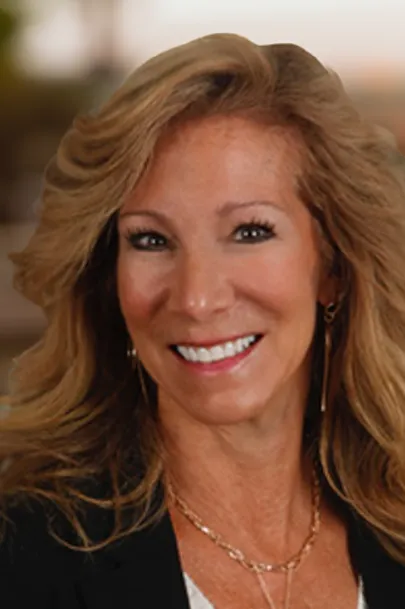 Photo of Jamie Hollenbach