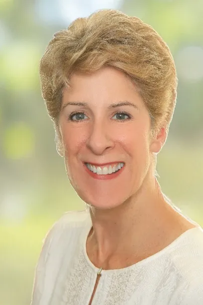 Photo of Laurie Matthias
