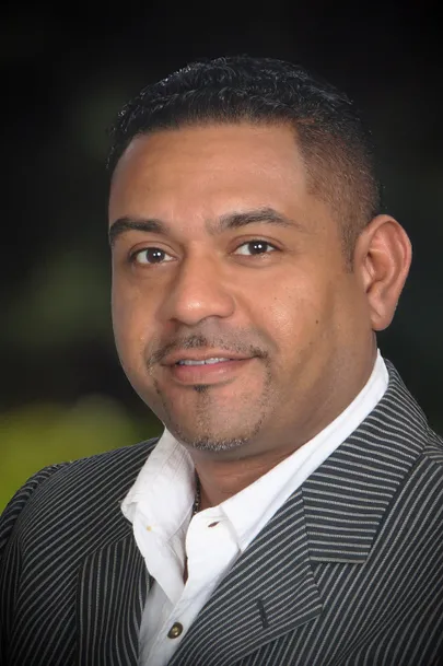 Photo of Gustavo Torres