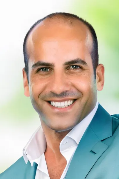 Photo of Julian Soffer