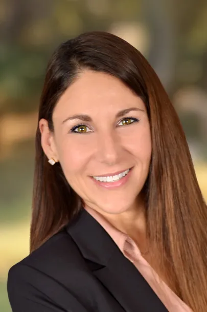 Photo of Debra Vallier