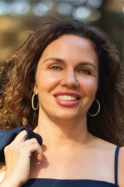 Photo of Stephanie Scozzari