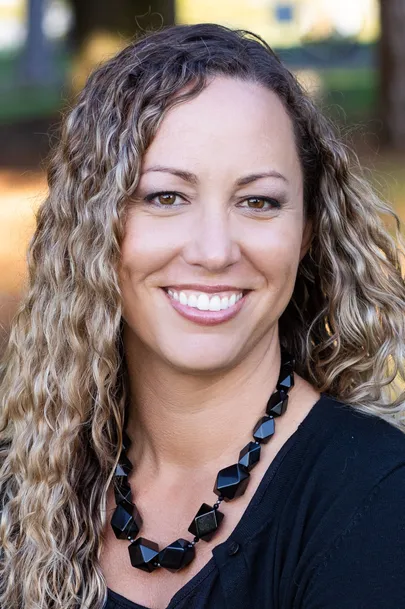 Photo of Kara Courtney