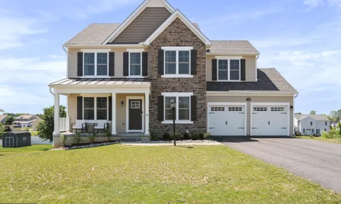 The Village at Freedom Hills Image
