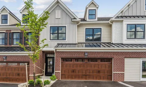 The Townhomes at Riverwalk Image