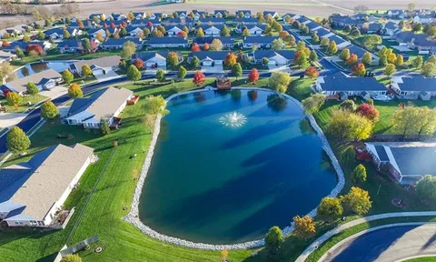 Bentley Commons - Indianapolis, IN