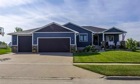 Bella Vista - Huxley, IA