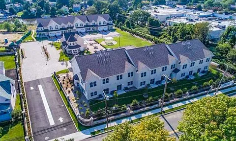 Harbor View Estates - Copiague, NY