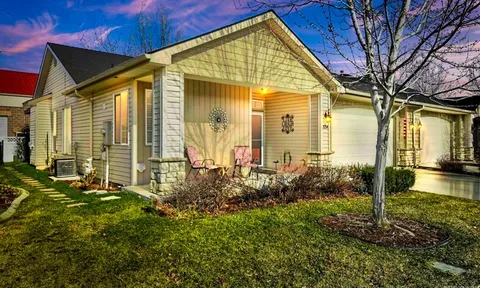 Pacific Heights - Eagle, ID