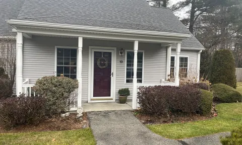 Cranberry Grove Image