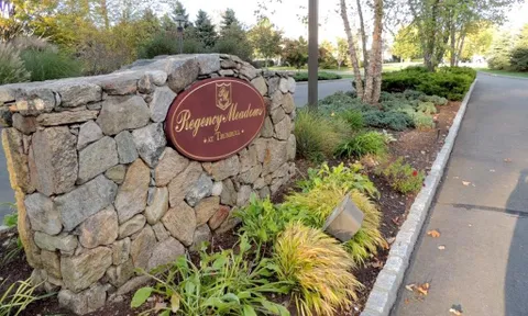 Regency Meadows - Trumbull, CT