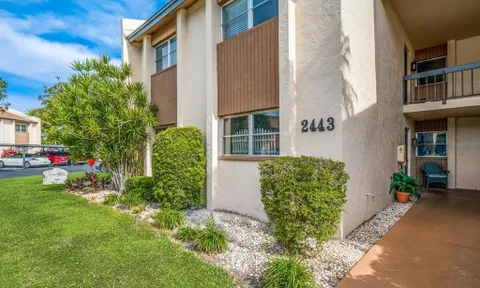 Forest Lakes Village Image