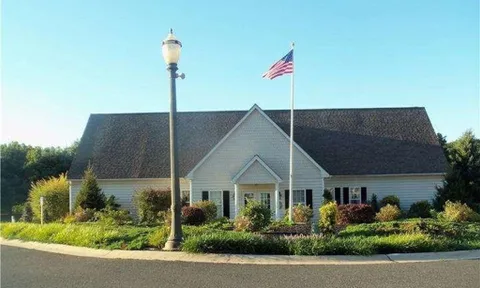 Creekwood Village - Schwenksville, PA
