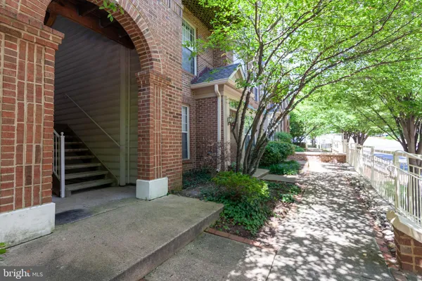 10359 SAGER AVE 302