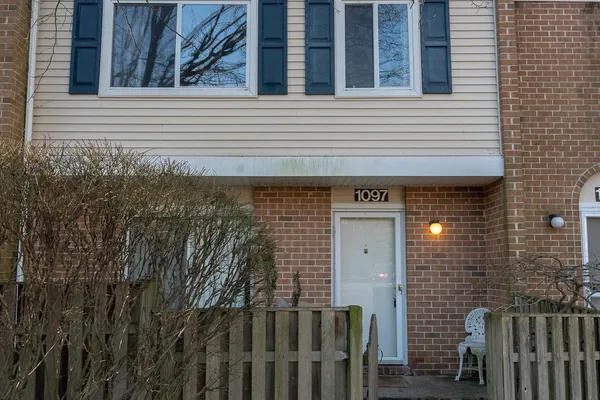 1097 CORBRIDGE CT