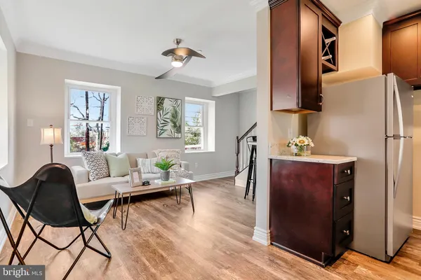 37 S PROSPECT ST 105