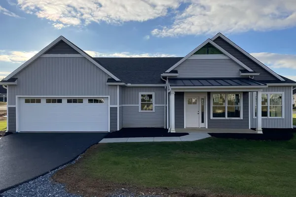 90 S VILLAGE CIR 240