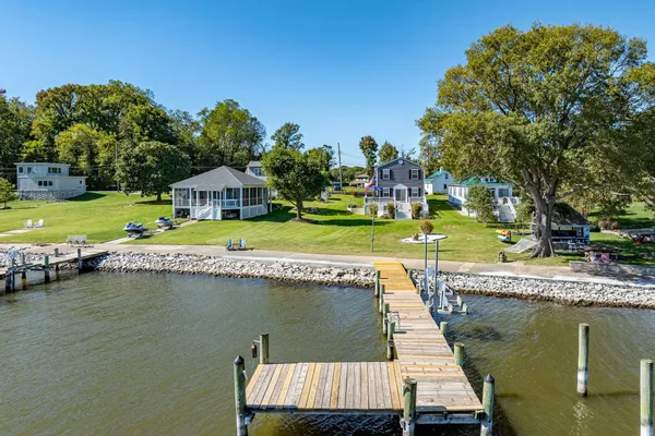 2545 BARRISON POINT RD