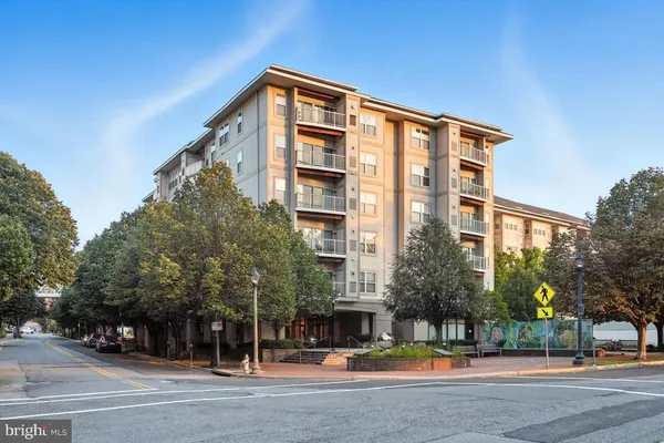 8045 NEWELL ST 423