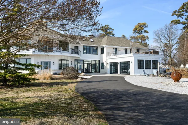 121 KILBY PT