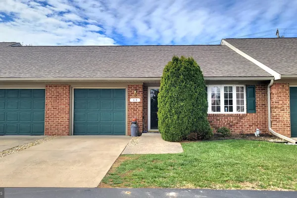 43 SUNBROOK LN 6