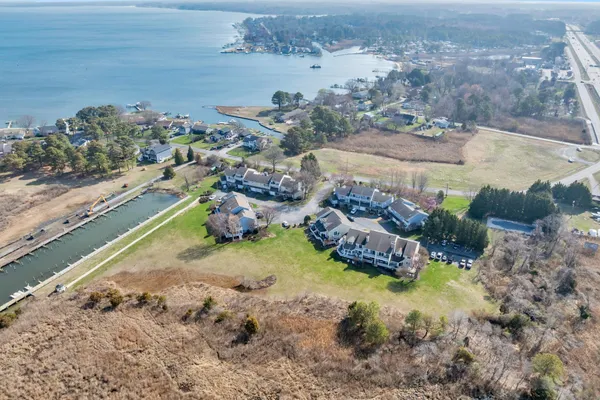 114 BAYVIEW